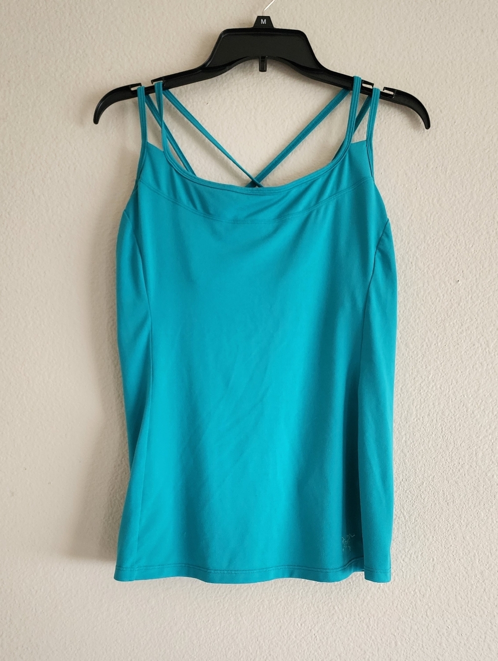 Arc'teryx Escala Tank Top Turquoise  Medium Built-in Bra Criss Cross Back